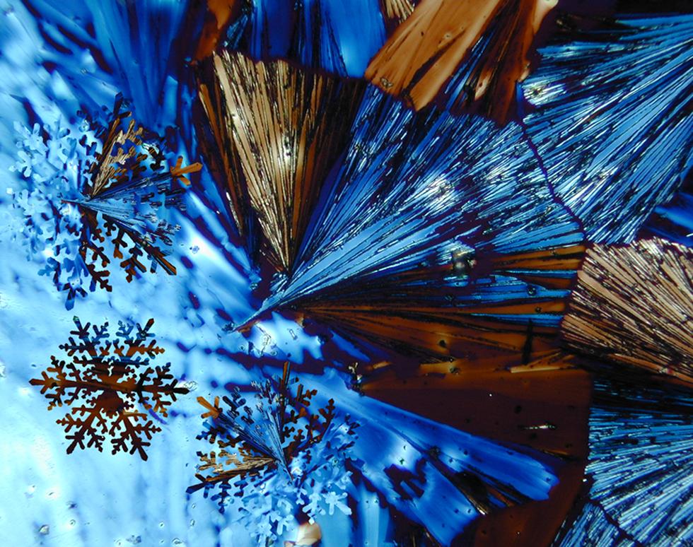 HEPES Snowflakes - Nazira Albargothy